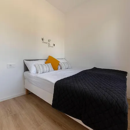 Apartma Lajf 公寓 *