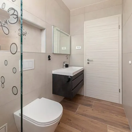 Apartma Lajf * Brežice